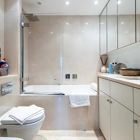 Modern A C 2br 4p - Cannes
